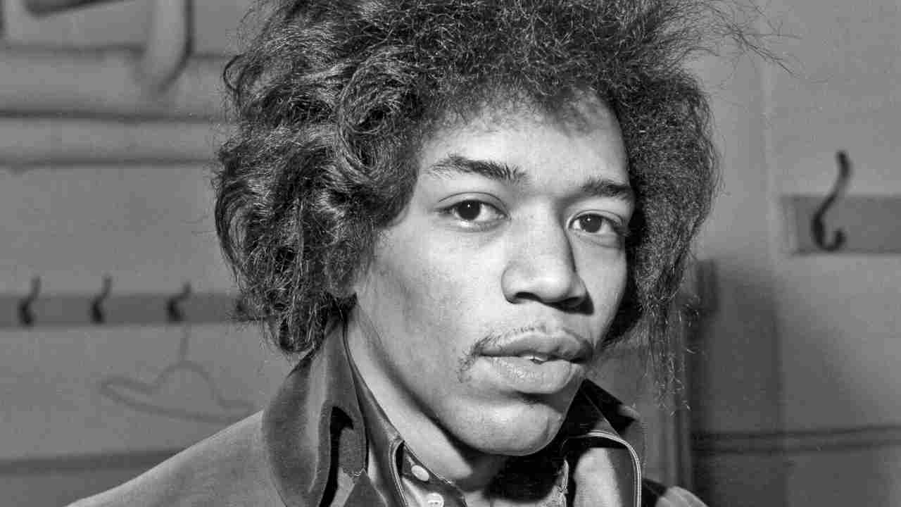 “Chas Chandler said, ‘I’m going to bring a guy round and he’s going tostay in the other room. His name’s Jimi’”: The mysterious story of the unknown band who let Jimi Hendrix stay on their sofa