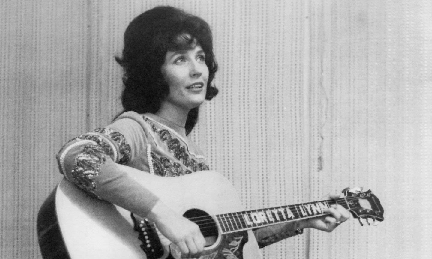 ‘Don’t Come Home A-Drinkin’’: Loretta Lynn’s Feminist Anthem