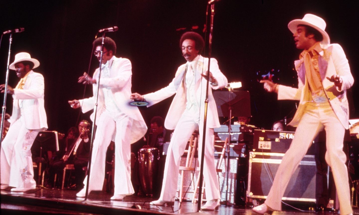 Life After Smokey: The Miracles’ No.1 Pop Smash With ‘Love Machine (Part 1)’