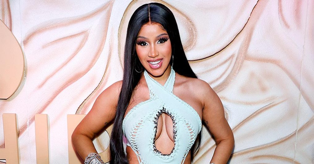 Rapper Cardi B responds to dating rumors with Stefon Diggs