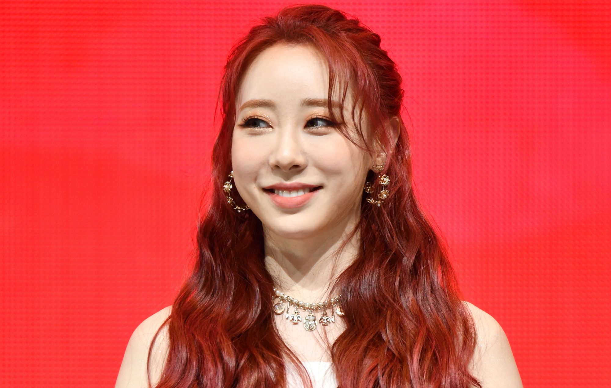 WJSN’s Yeonjung reveals there “aren’t any concrete plans” for a group comeback