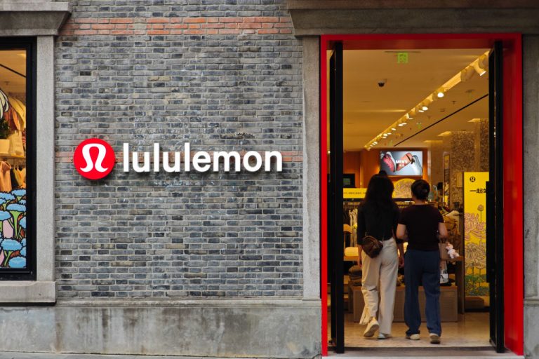 #BRUH News: Connecticut Couple Accused of Stealing Around $1 Million Worth of Lululemon Products Nationwide