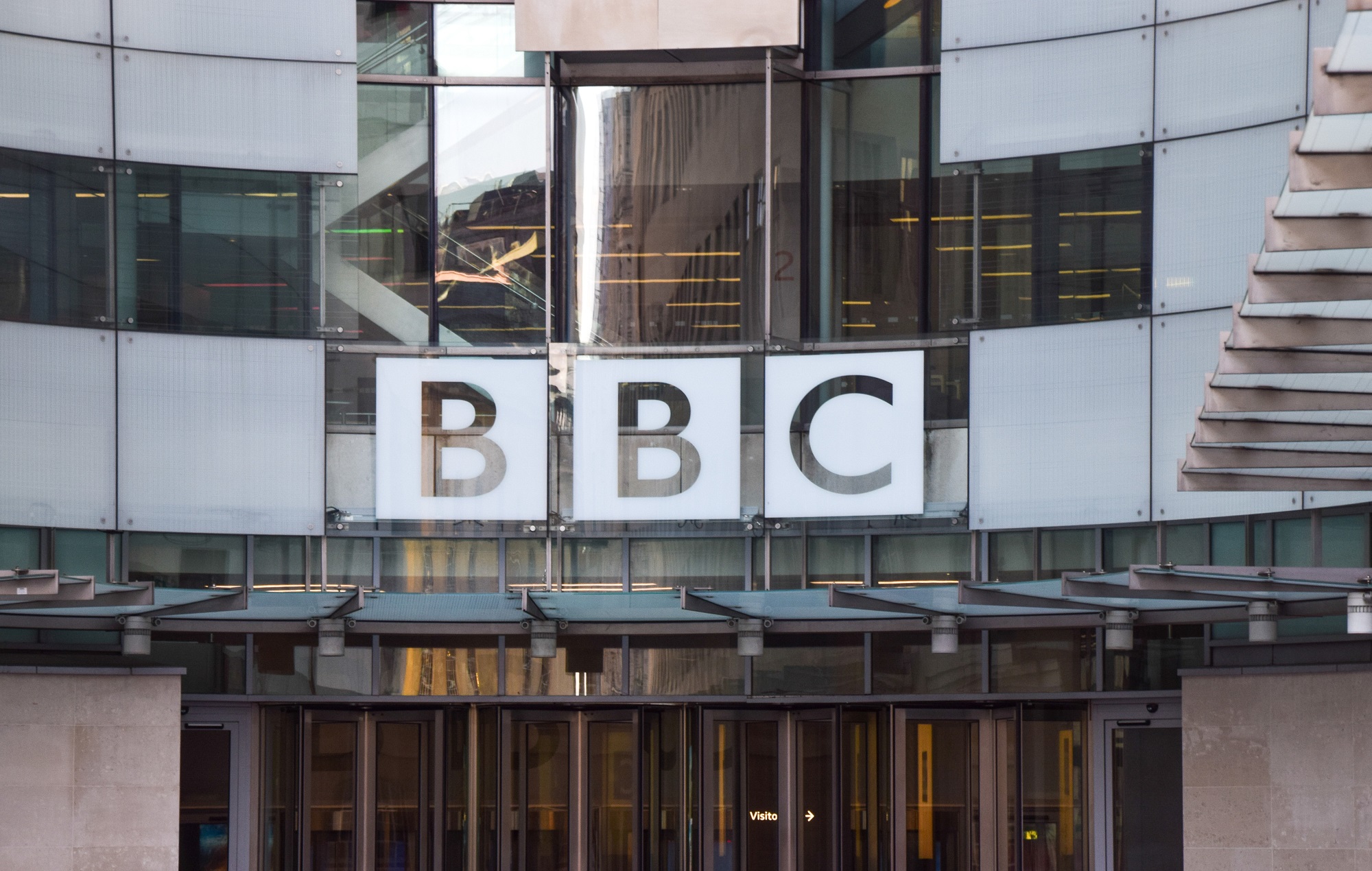 BBC licence fee won’t be scrapped until at least 2027, government confirms