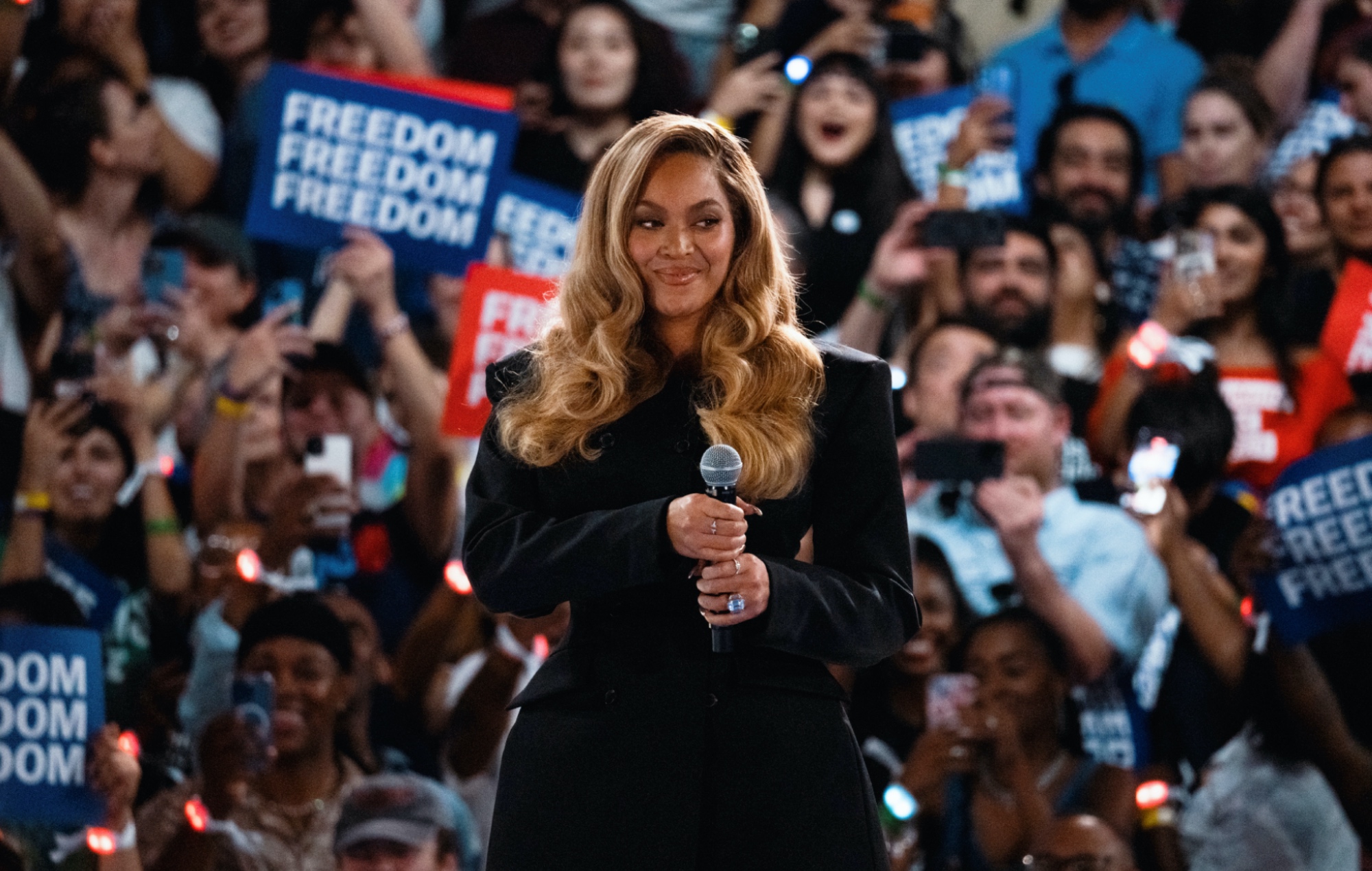 Beyoncé urges fans to vote in  new ‘Beywatch’ video for ‘Bodyguard’