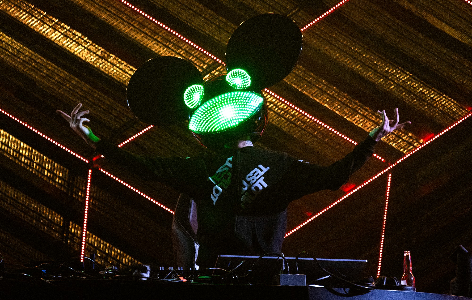 Deadmau5 releases euphoric new song via mobile tank game