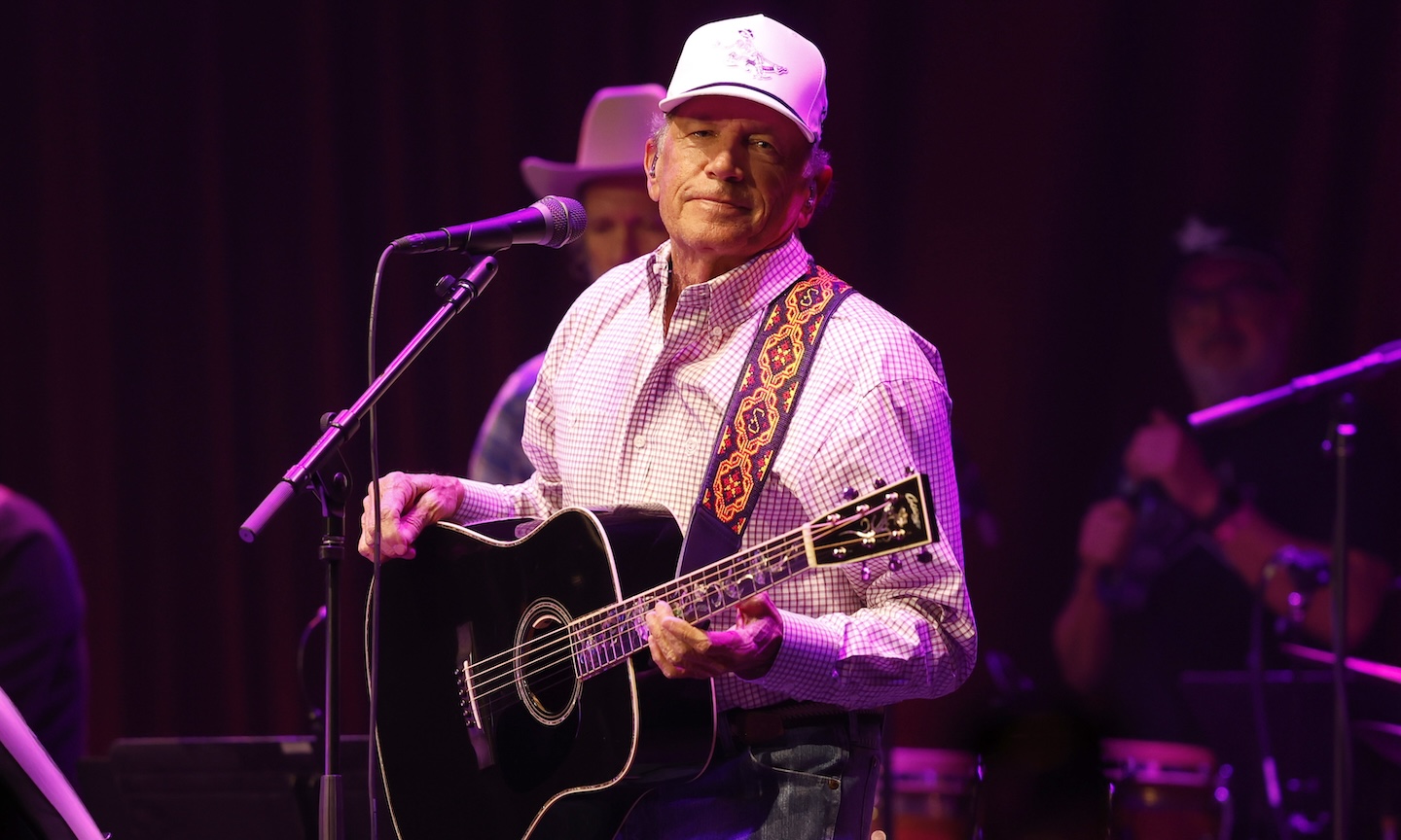 George Strait Will Receive CMA Willie Nelson Lifetime Achievement Award