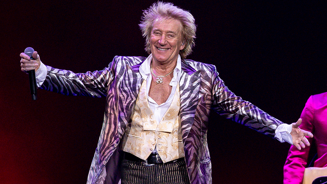 “I’m proud and ready and more than able to take the stage again to pleasure and titillate my friends at Glastonbury”: Rod Stewart confirmed to play the legend slot at Glastonbury Festival 2025