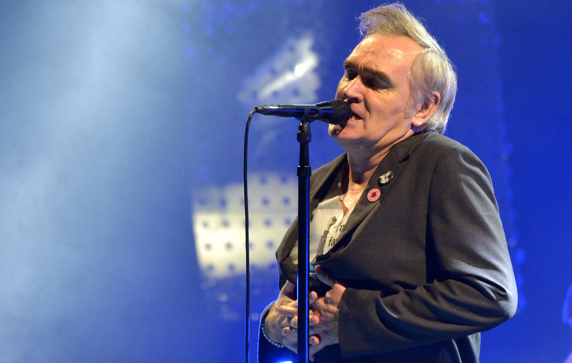 Morrissey says war on “free speech” is stopping him releasing music: “You cannot speak freely in England, you’ll be sent to prison” 