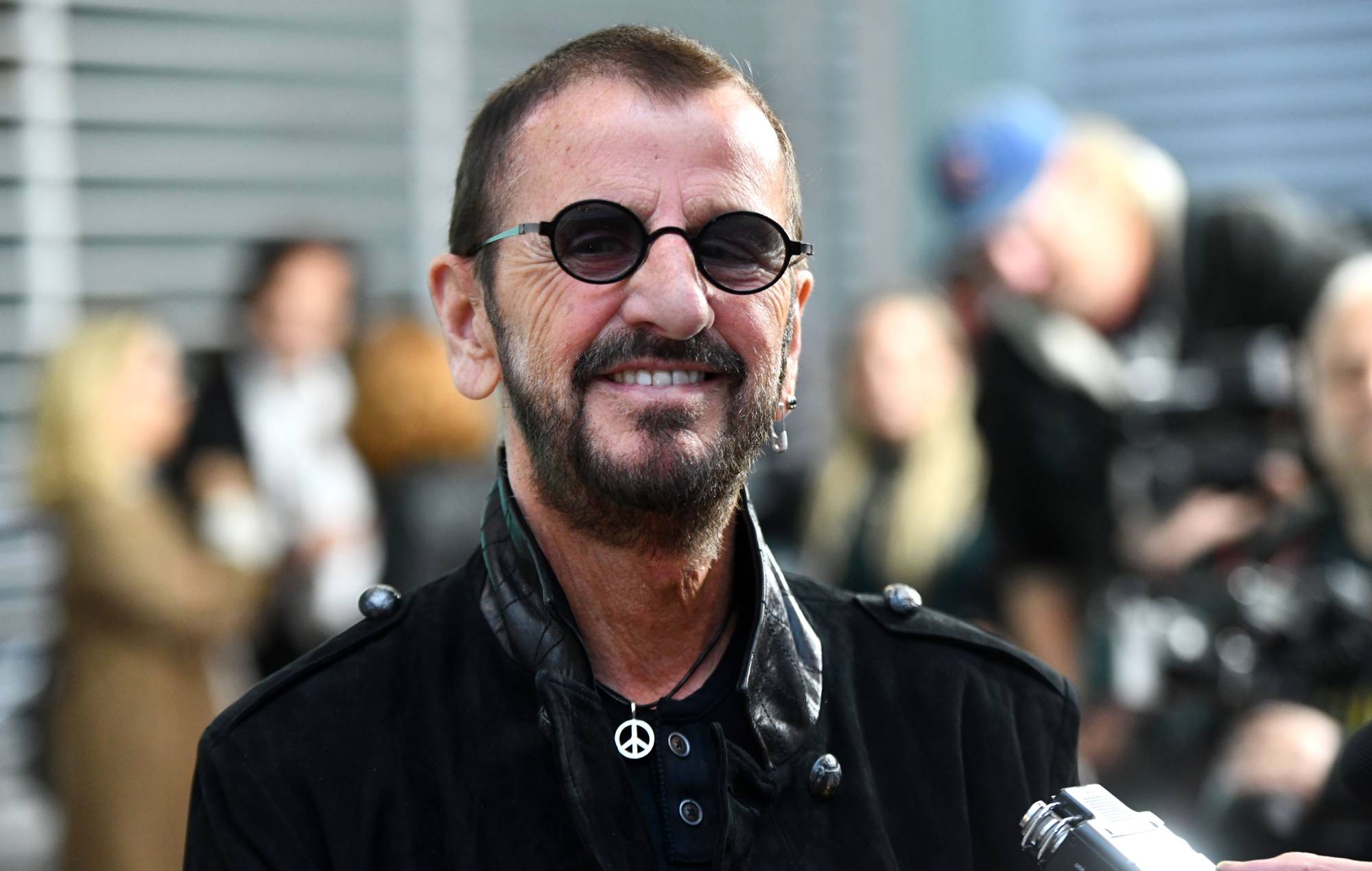 Ringo Starr “focusses on the positive” on new Alison Krauss country collab ‘Thankful’