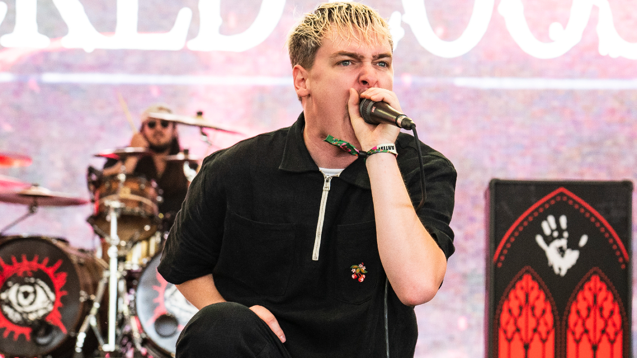 “People who listen to this have no room to complain about crying babies or screaming two-year-olds!” Knocked Loose’s Jimmy Kimmel performance annoyed all the boring Facebook parents you’d expect it to