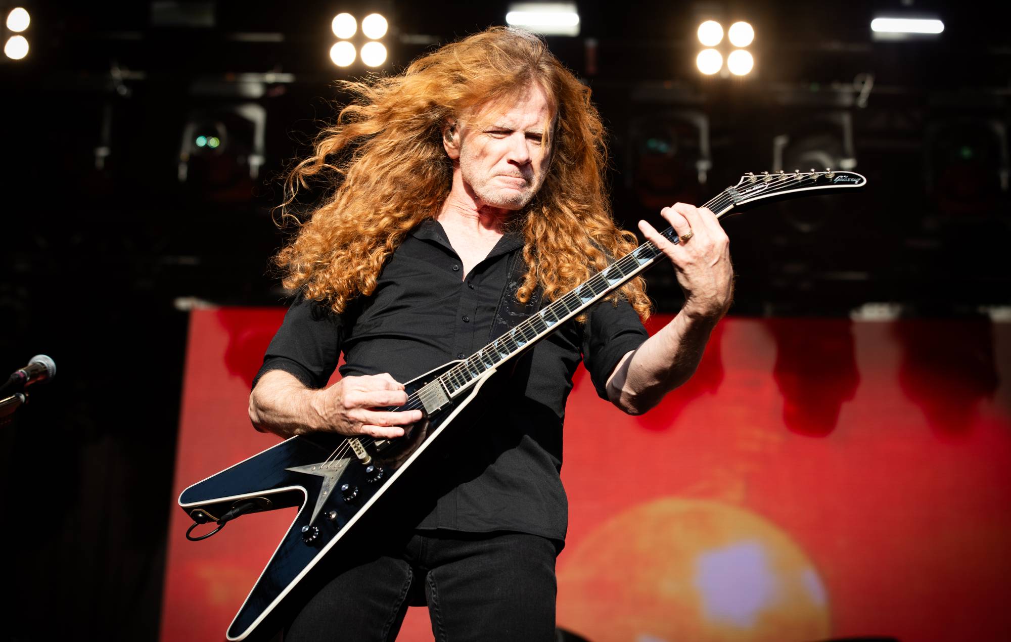 Megadeth’s Dave Mustaine walked out of neck surgery after Metallica’s manager insulted him