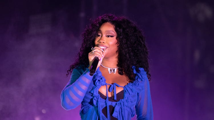 SZA Teases Fans With “Freestyles ‘N Gibberish” In Anticipation Of ‘SOS (Deluxe)’ And ‘LANA’