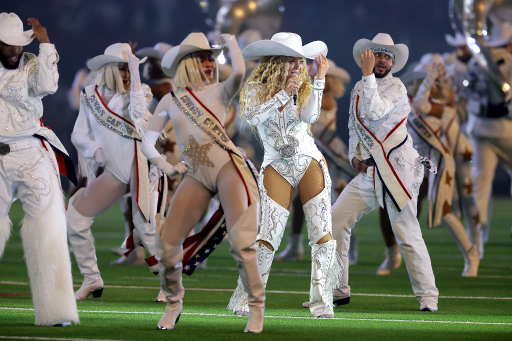 Beyoncé Slays Christmas NFL Halftime Show On Netflix, Social Media Reacts