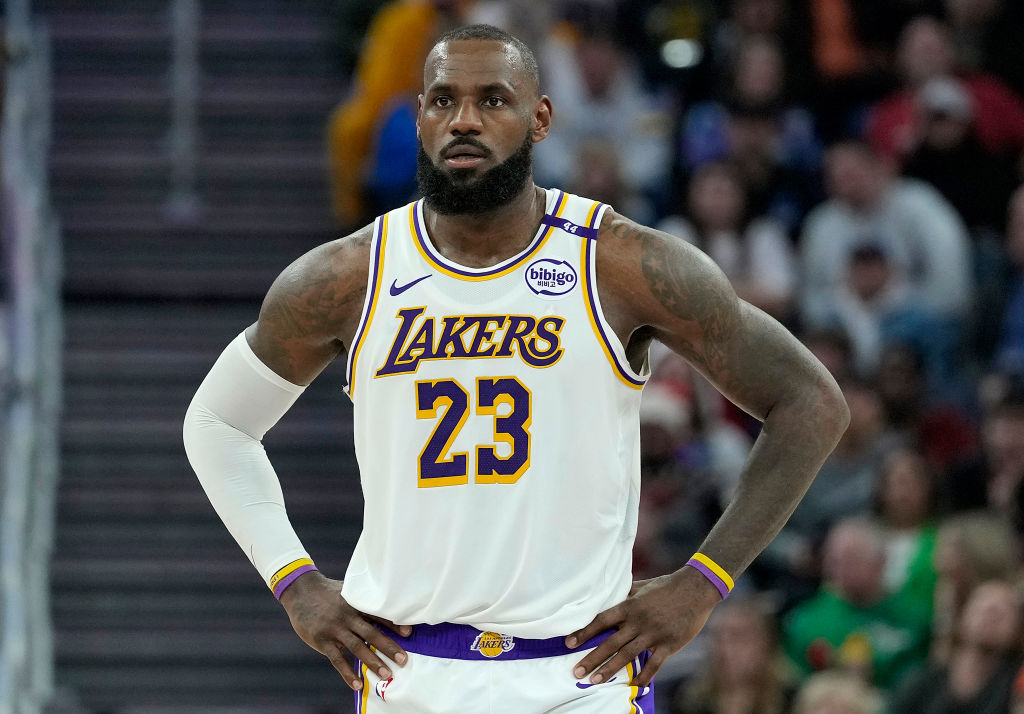 LeBron James Rides For The NBA In NFL Holiday Scheduling War