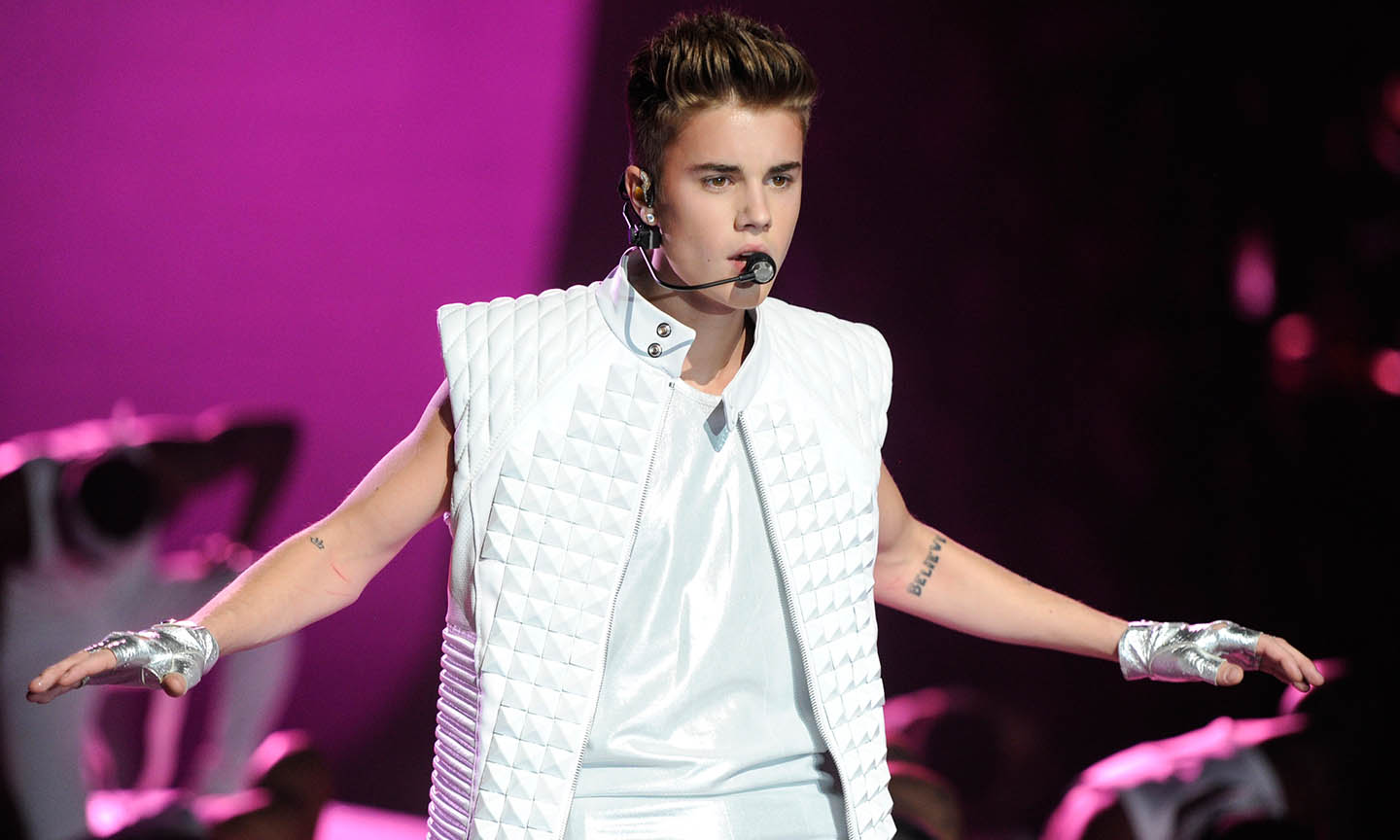 Justin Bieber’s ‘Beauty And A Beat’ Joins The Spotify Billions Club