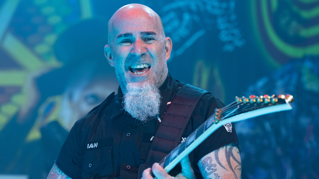 “They politely said, ‘We will never air this. You are banned from MTV.’” Scott Ian reveals which song got Anthrax banned from television in the 80s