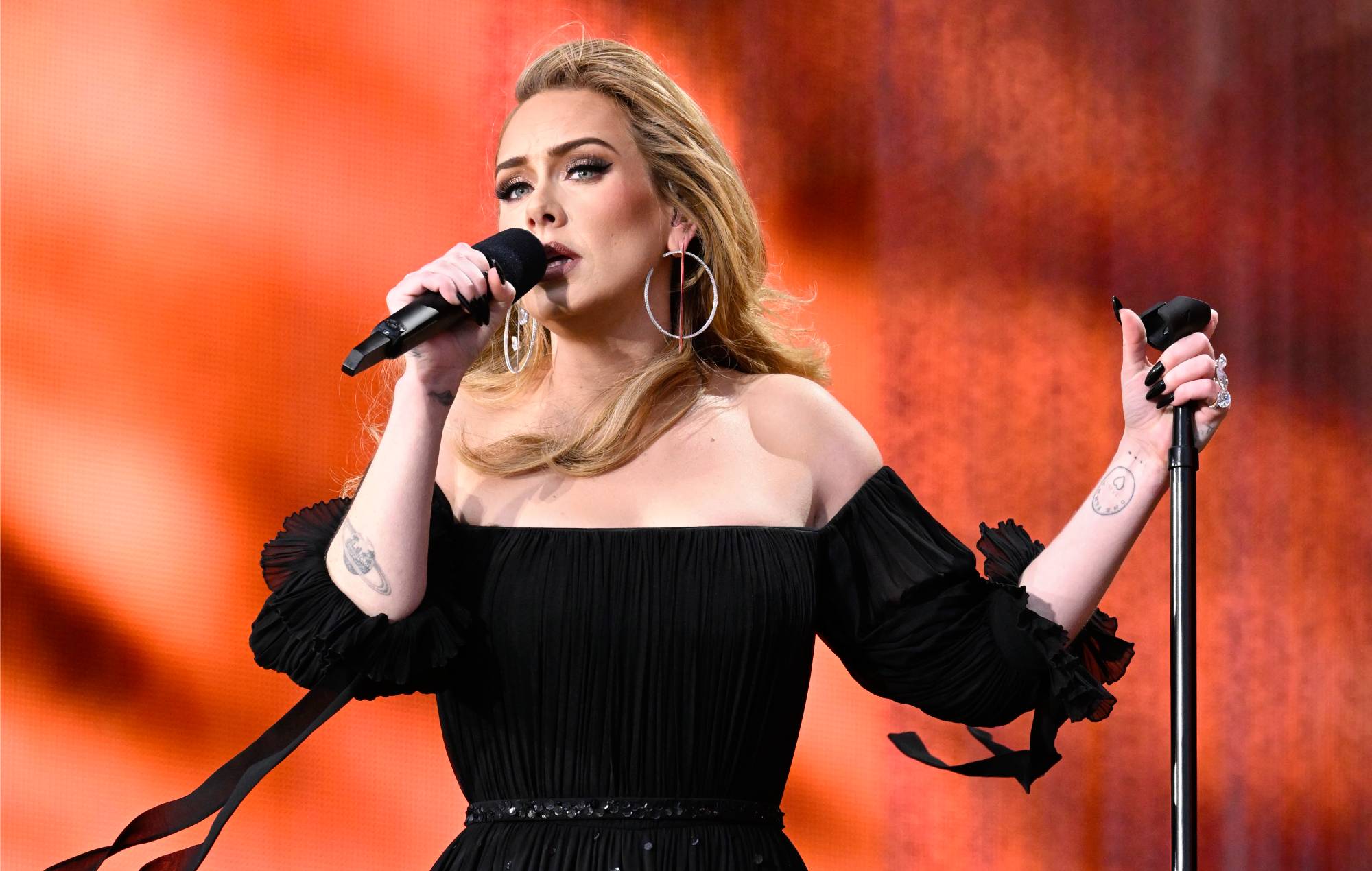 Brazilian samba composer on suing Adele for ‘Million Years Ago’: “It’s blatant plagiarism”