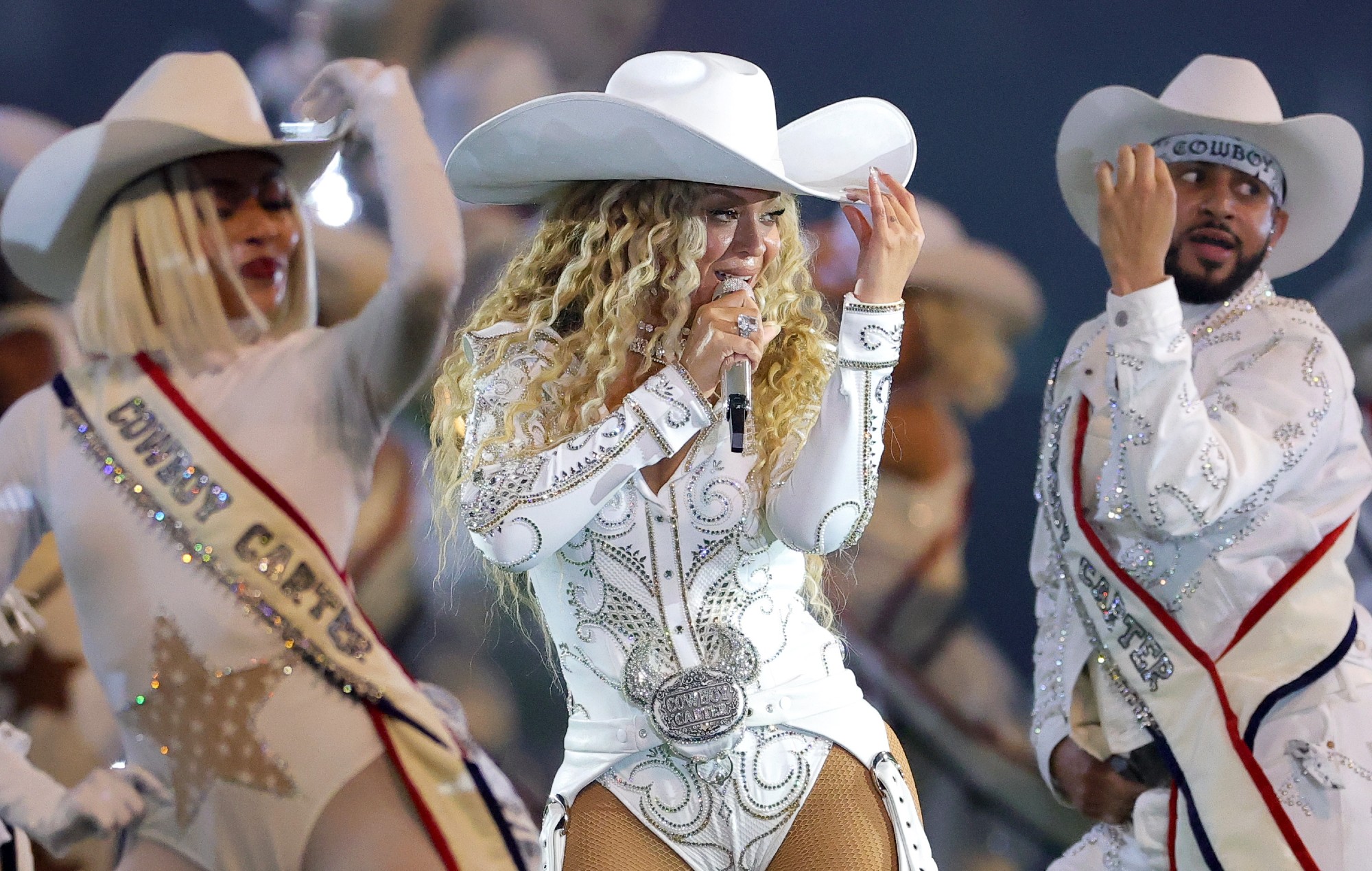 Watch Beyoncé debut ‘Cowboy Carter’ setlist for hometown Christmas-day Halftime Show