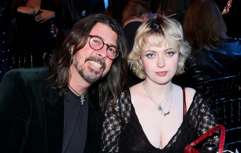 Dave Grohl’s daughter Violet is preparing her debut album