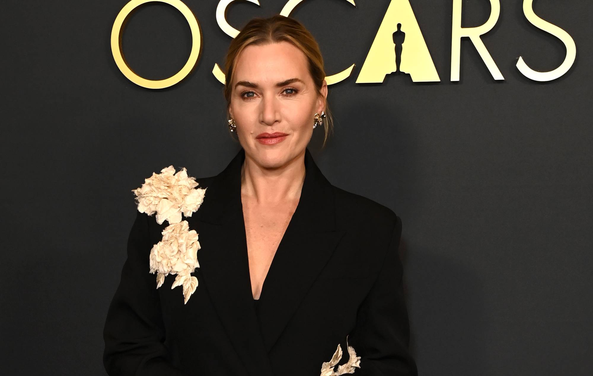 Kate Winslet cries remembering media’s weight comments: “I hope this haunts you”