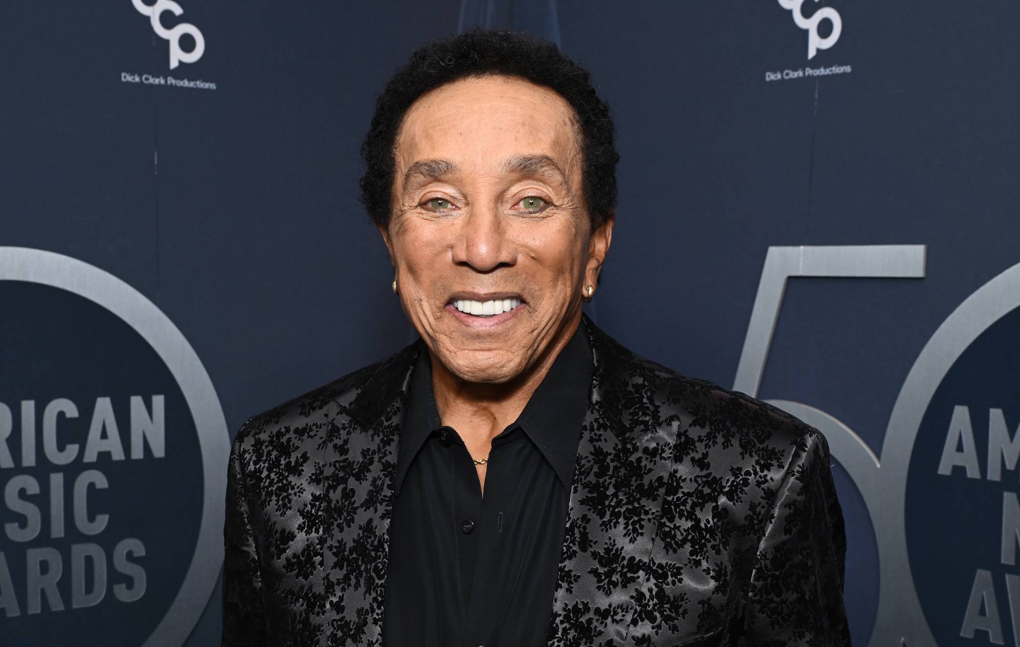 Smokey Robinson to play first UK headline show in over 15 years