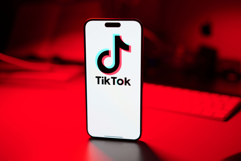 Elon Musk Reportedly Being Considered As A Potential Buyer if TikTok As “TikTok Refugees” Flee To Another China-Based App