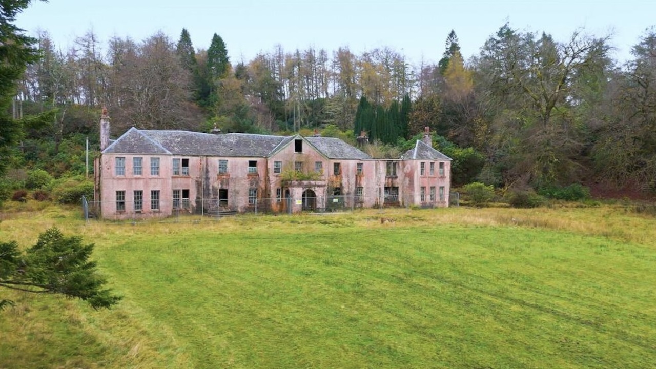 If you ever dreamed of living in a mansion in Scotland formerly owned by Genesis, we have excellent news: there’s one on the market right now, and it’s going for a song