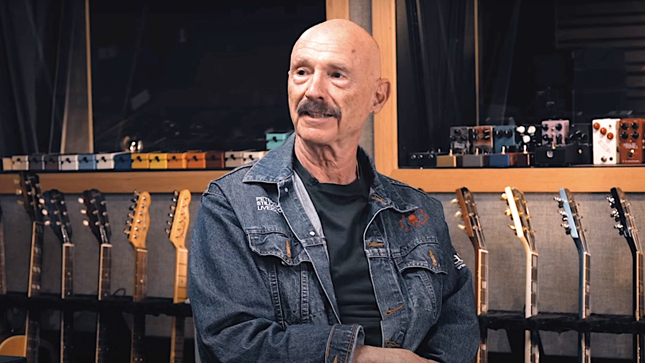 “He’s basically a juvenile delinquent who’s out of control.” Bass legend Tony Levin reveals which studio session was the most significant of his storied career