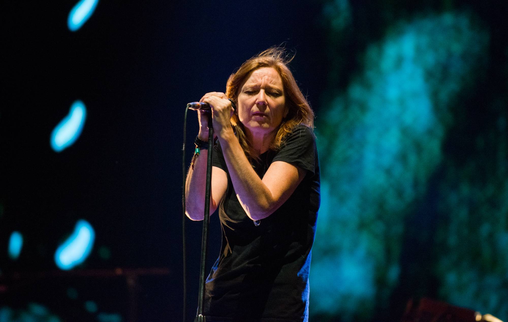 Portishead’s Beth Gibbons announces first North American solo tour for 2025