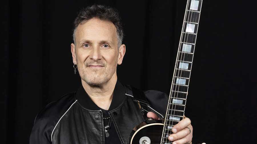 Vivian Campbell misses first Def Leppard show of 2025 to receive treatment for cancer