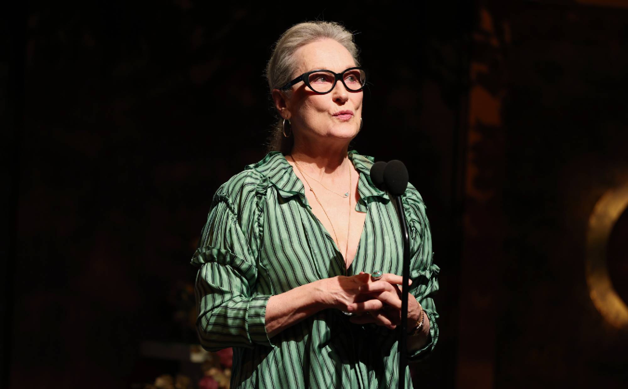 Meryl Streep cut a giant hole into her LA home fence to escape the fires