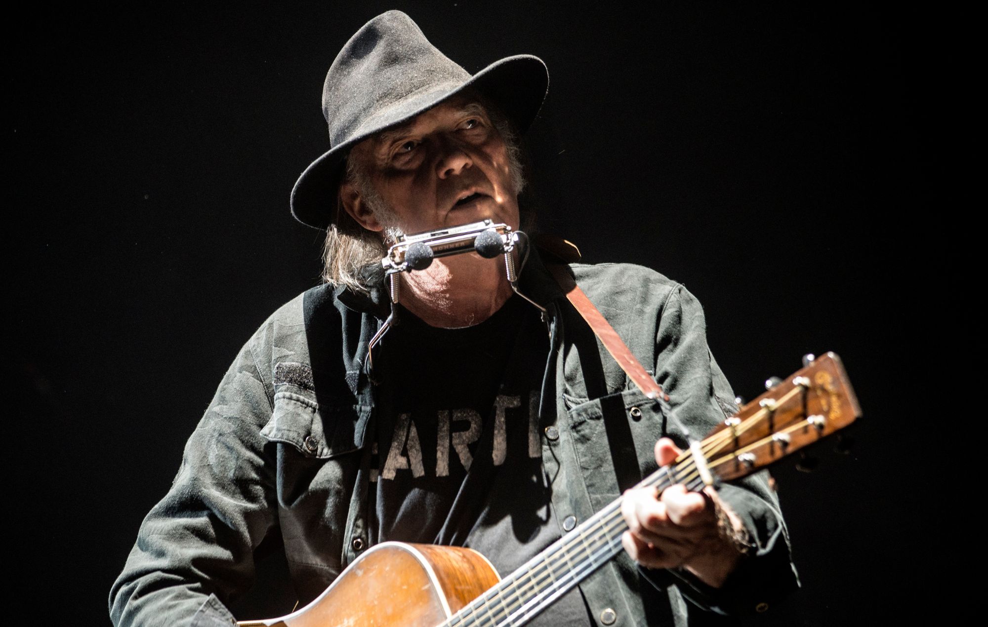 Glastonbury fans react to Neil Young headliner announcement: “June just got a whole lot more exciting”