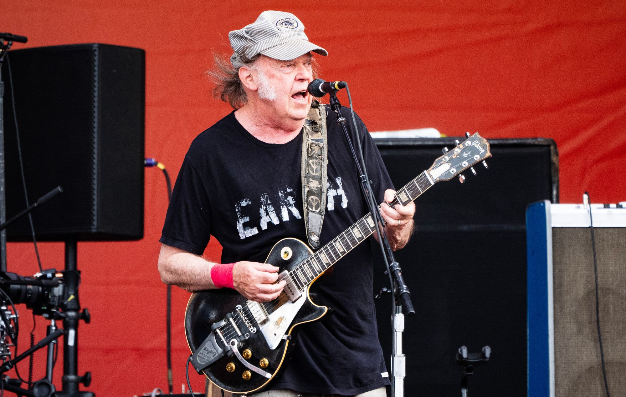 Get ready, Glastonbury: here’s Neil Young’s new song ‘Big Change Is Coming’ – his first with The Chrome Hearts 