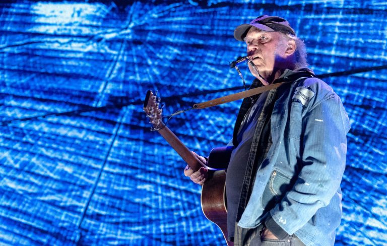 Neil Young confirmed to headline Glastonbury 2025 with festival “back on his itinerary” after pulling out