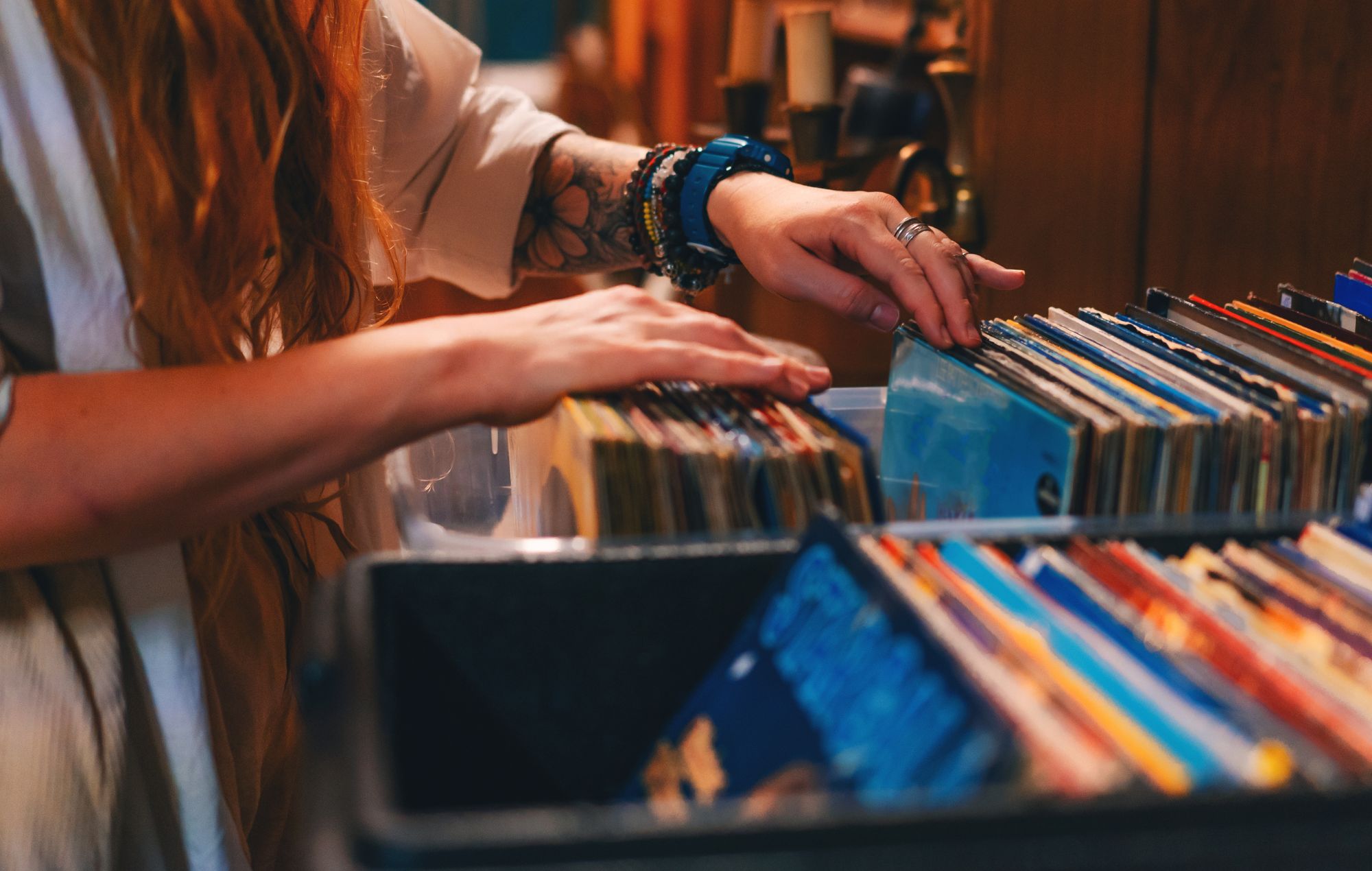 Music sales hit 20 year high – but “beneath the surface, UK artists earn far below average salaries” 