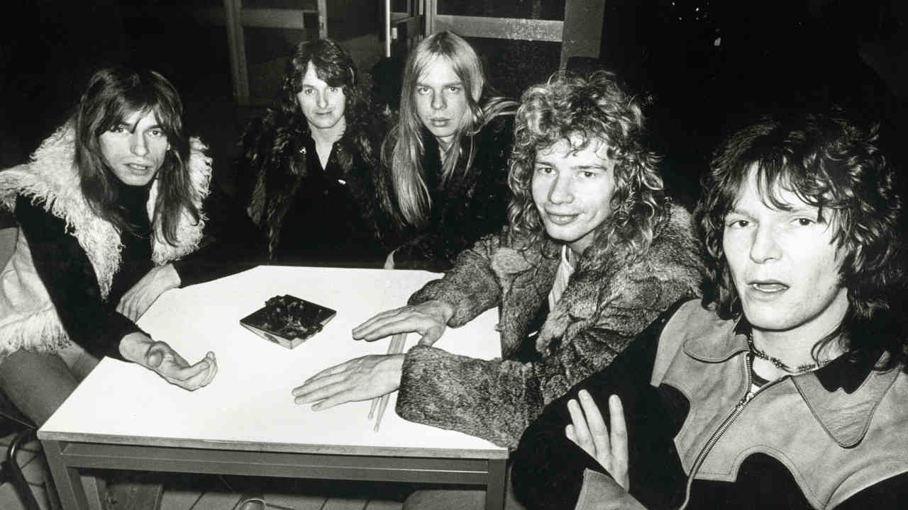 Super Deluxe edition of classic Yes album Close To The Edge on the way