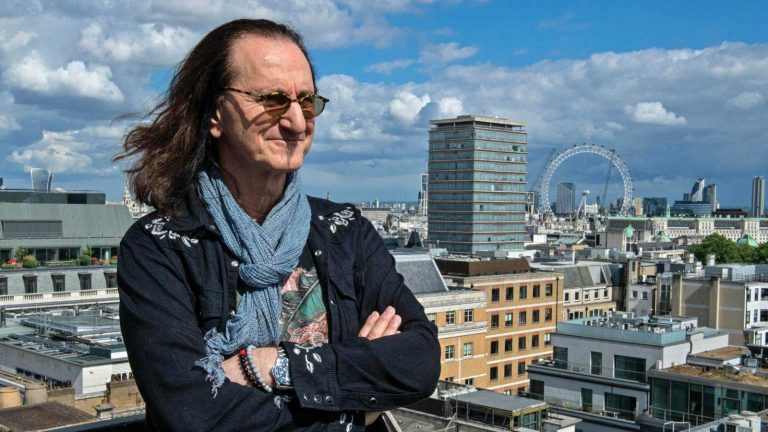 “I really felt like I let our British and European fans down”: Geddy Lee gives fans “a straight answer” about the end of Rush