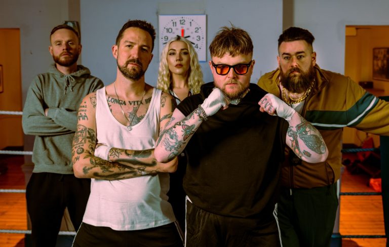 The Lottery Winners team up with Frank Turner once again for “heartfelt and anthemic” single ‘Dirt & Gold’