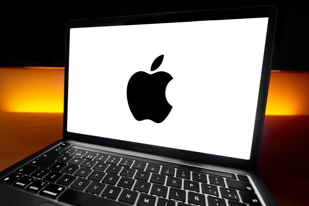 Apple Shareholders Vote To Keep DEI Program, Trump Big Mad