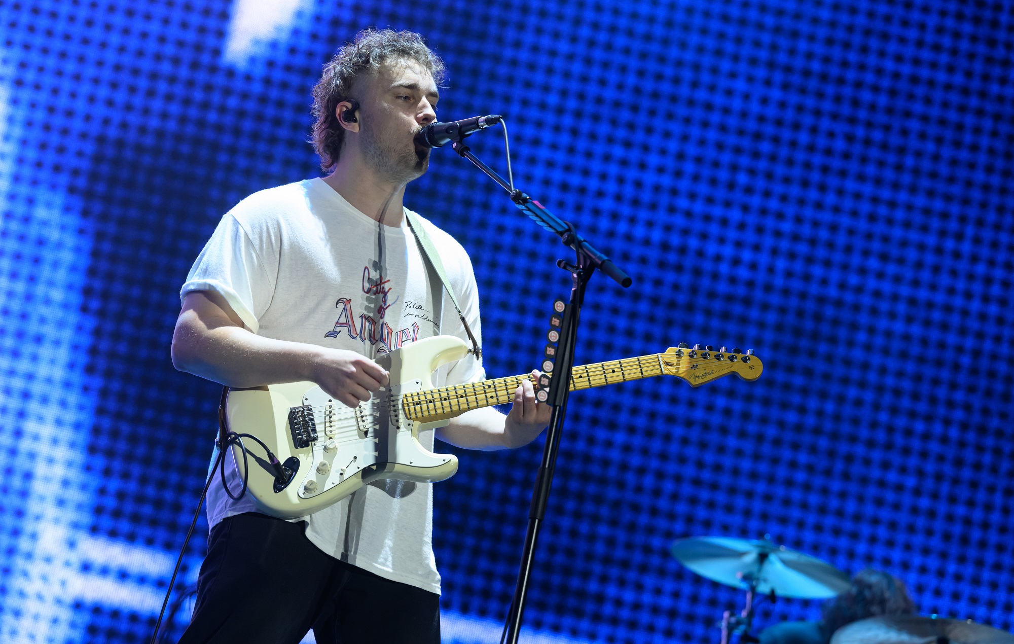 Sam Fender shares soothing new ballad ‘Remember My Name’