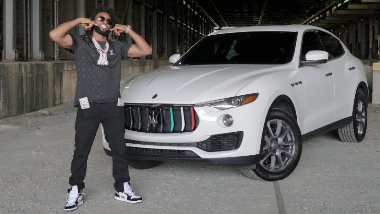 “Von Barz Breaks Barriers with ‘Nazcar’”