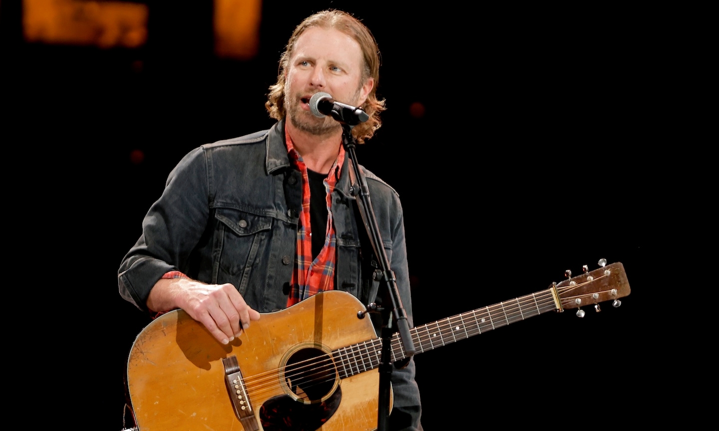 Dierks Bentley Gears Up For Broken Branches Tour