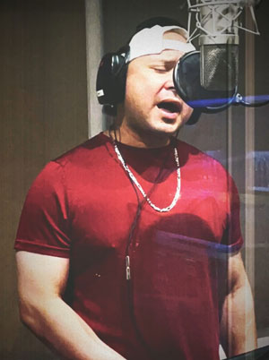 El Romántico De Hoy Redefines Romance with Timeless Ballad “Te Amo Así Mujer”