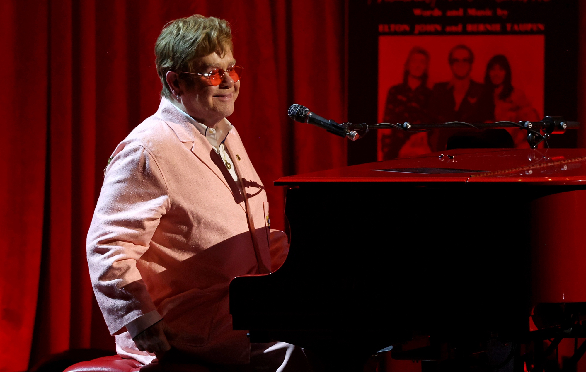 Elton John to close out Singapore’s 2025 F1 Grand Prix, despite retiring from touring