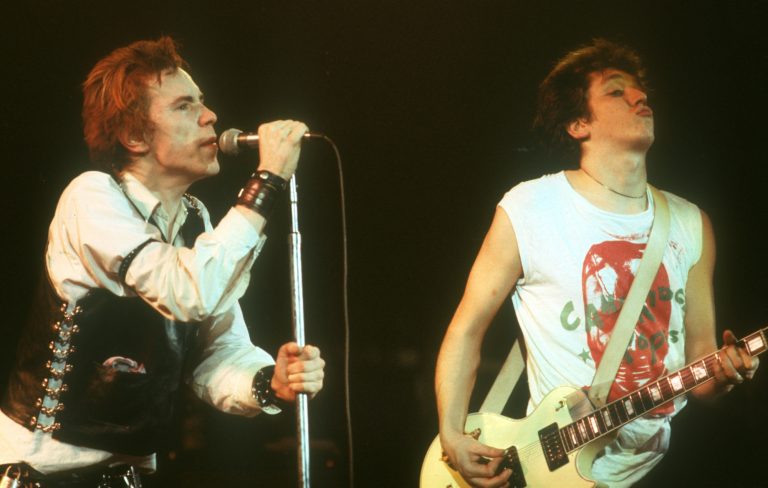 Steve Jones says it “wasn’t worth” asking John Lydon about joining Sex Pistols reunion