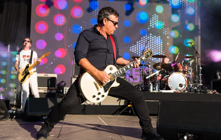 Manic Street Preachers add huge UK outdoor gig with The Charlatans and Ash to summer 2025 tour plans