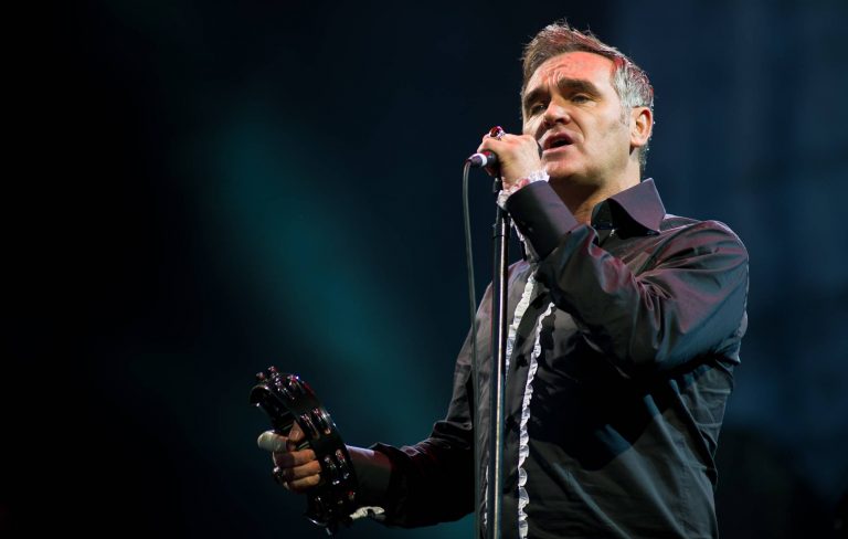 Morrissey hits out at “trolls whose heads are not attached to their bodies” for claiming upcoming show has been cancelled