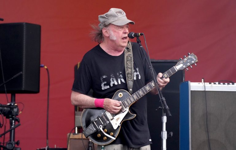 Neil Young teases full 2025 UK, European and North American tour