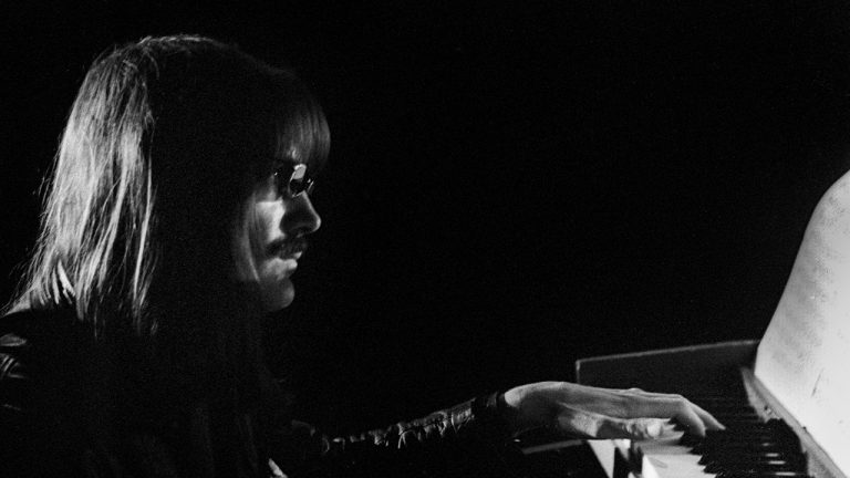 “He was the backbone of Soft Machine.” Founding member and keyboard player Mike Ratledge dead at 81