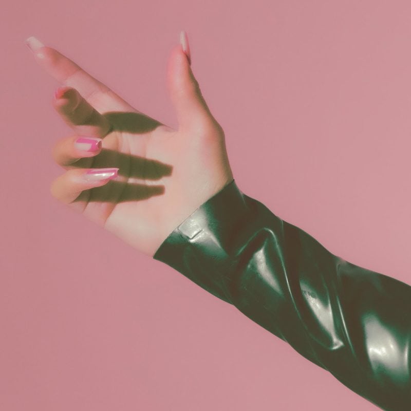 Beats in Nocturnal Transit —  Dark Synth Duo SIIE Debut Video for “Cité Lunaire”